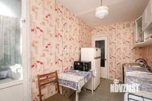 2-к квартира, вторичка, 56м2, 1/9 этаж