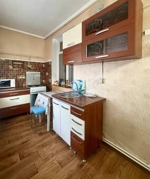 2-к квартира, вторичка, 42м2, 1/2 этаж