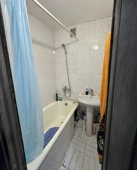 3-к квартира, вторичка, 64м2, 1/5 этаж