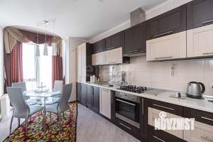 2-к квартира, вторичка, 58м2, 3/10 этаж