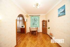 4-к квартира, вторичка, 82м2, 3/4 этаж