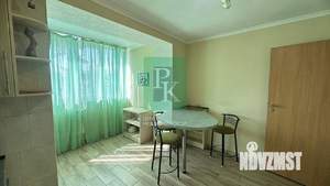 2-к квартира, вторичка, 63м2, 3/5 этаж