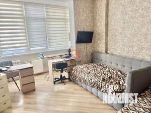 2-к квартира, вторичка, 56м2, 1/9 этаж