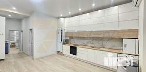 2-к квартира, вторичка, 65м2, 1/6 этаж