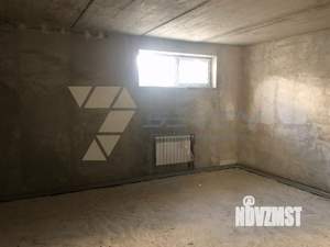 2-к квартира, вторичка, 100м2, 1/3 этаж