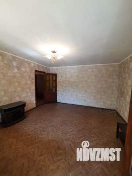 2-к квартира, вторичка, 57м2, 1/10 этаж