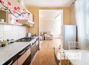 2-к квартира, вторичка, 51м2, 1/10 этаж