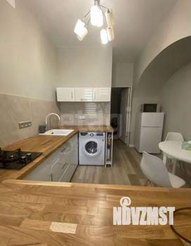 2-к квартира, вторичка, 43м2, 1/4 этаж