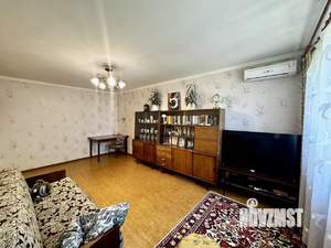 3-к квартира, вторичка, 70м2, 2/5 этаж