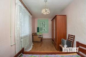 2-к квартира, вторичка, 80м2, 1/1 этаж