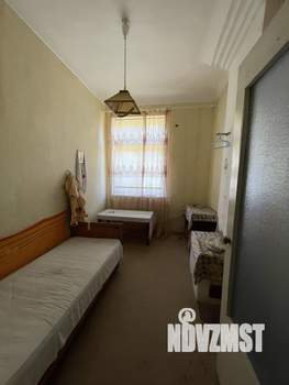 2-к квартира, вторичка, 61м2, 1/1 этаж