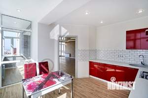 4-к квартира, вторичка, 132м2, 4/5 этаж