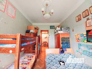 3-к квартира, вторичка, 90м2, 3/3 этаж