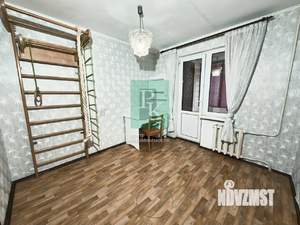 3-к квартира, вторичка, 69м2, 1/5 этаж