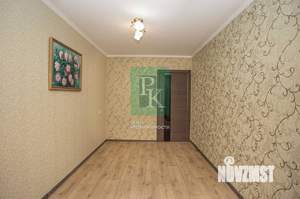 2-к квартира, вторичка, 43м2, 1/5 этаж