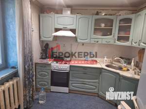 2-к квартира, вторичка, 54м2, 1/5 этаж
