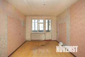 3-к квартира, вторичка, 63м2, 5/5 этаж