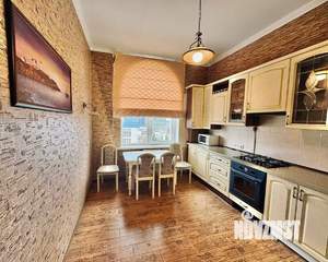 2-к квартира, вторичка, 70м2, 4/4 этаж