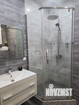 Студия квартира, вторичка, 33м2, 10/10 этаж
