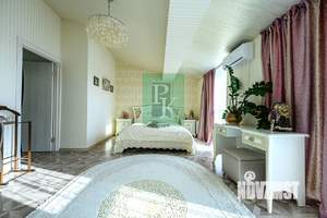 3-к квартира, вторичка, 106м2, 10/10 этаж