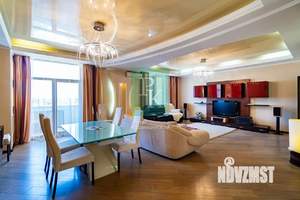 3-к квартира, вторичка, 142м2, 8/9 этаж