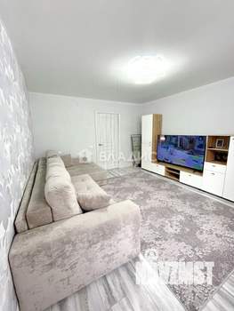 2-к квартира, вторичка, 60м2, 1/5 этаж