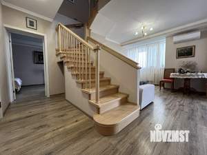 2-к квартира, вторичка, 100м2, 9/10 этаж