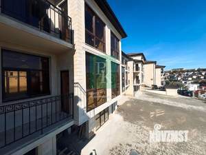 4-к квартира, вторичка, 135м2, 1/3 этаж