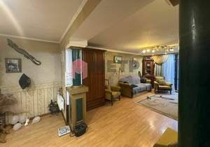 4-к квартира, вторичка, 115м2, 5/6 этаж