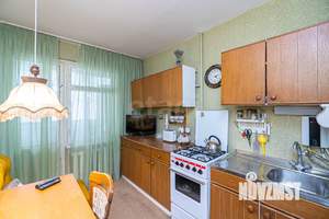 2-к квартира, вторичка, 50м2, 1/12 этаж