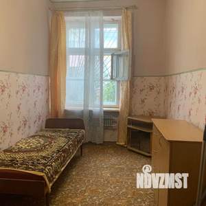 2-к квартира, вторичка, 42м2, 1/2 этаж