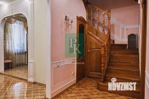 5-к квартира, вторичка, 157м2, 3/3 этаж