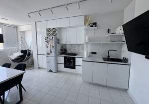 1-к квартира, вторичка, 56м2, 6/9 этаж