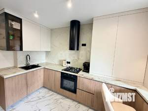 2-к квартира, вторичка, 53м2, 1/10 этаж