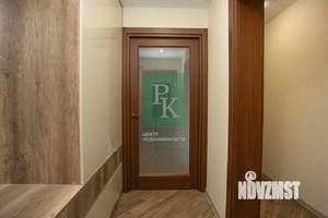 3-к квартира, вторичка, 58м2, 1/9 этаж