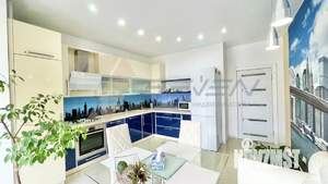 3-к квартира, вторичка, 111м2, 6/10 этаж