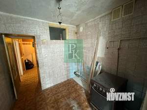 2-к квартира, вторичка, 43м2, 1/5 этаж