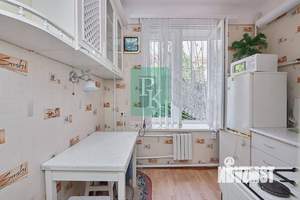 2-к квартира, вторичка, 37м2, 1/2 этаж