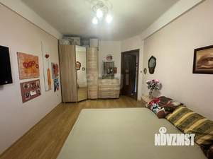 3-к квартира, вторичка, 61м2, 1/5 этаж