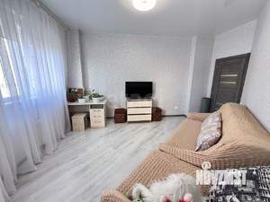 2-к квартира, вторичка, 58м2, 1/9 этаж