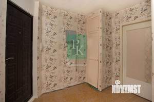 3-к квартира, вторичка, 45м2, 5/5 этаж