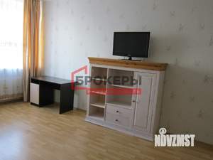 2-к квартира, вторичка, 81м2, 2/8 этаж