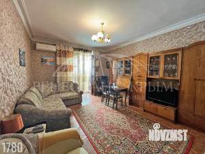 2-к квартира, вторичка, 60м2, 3/3 этаж