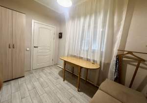 2-к квартира, вторичка, 42м2, 1/2 этаж