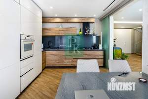3-к квартира, вторичка, 130м2, 9/10 этаж