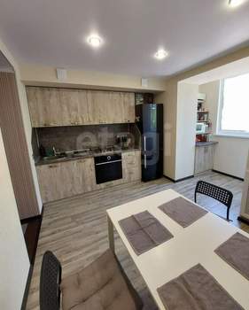 3-к квартира, вторичка, 81м2, 1/5 этаж