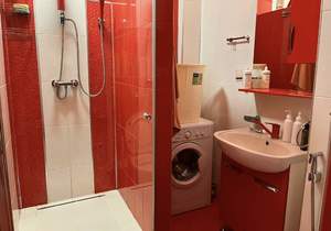 Студия квартира, вторичка, 32м2, 1/3 этаж