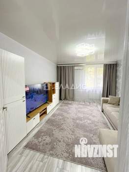 2-к квартира, вторичка, 60м2, 1/5 этаж