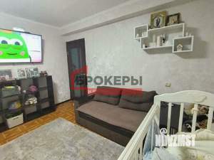 3-к квартира, вторичка, 81м2, 1/8 этаж