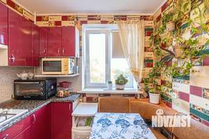 2-к квартира, вторичка, 42м2, 4/5 этаж